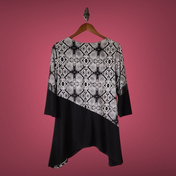 Style & Co.  Pull Over Blouse Size Medium - Picture 2 of 7